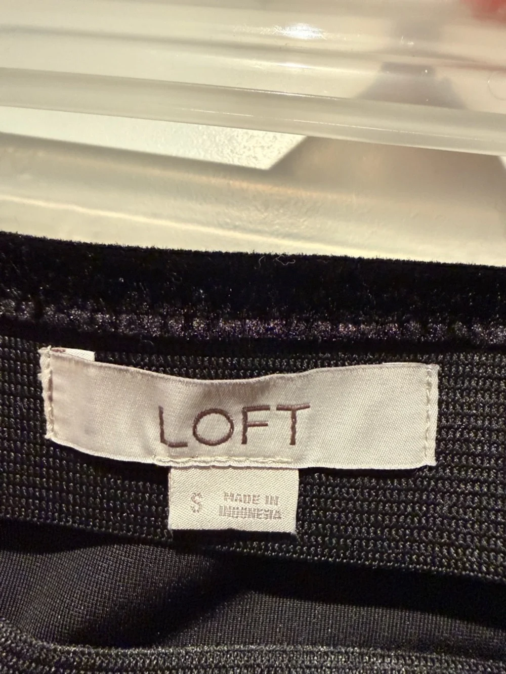 LOFT Black Velvet Pencil Skirt size small